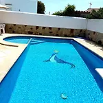 Con Piscina Privada Cerca Del Mar Casa de Férias *
