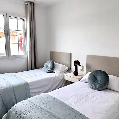 Con Piscina Privada Cerca Del Mar