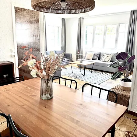 Semesterbostad Con Piscina Privada Cerca Del Mar *