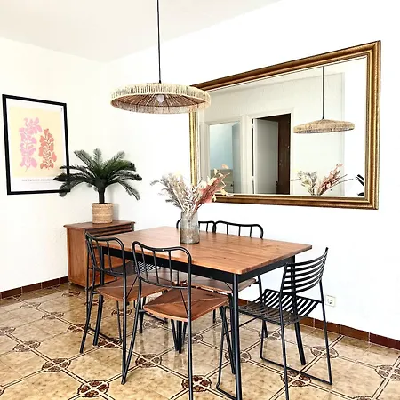 Con Piscina Privada Cerca Del Mar *